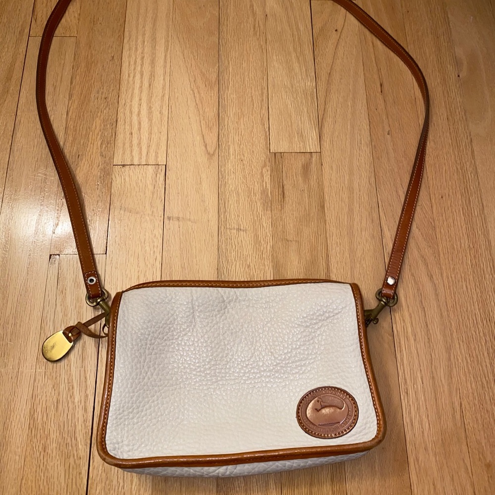 Dooney and Bourke vintage tan shoulder bag